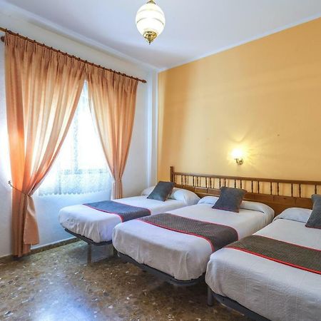 Hotel Restaurante Moya Monesterio Ngoại thất bức ảnh
