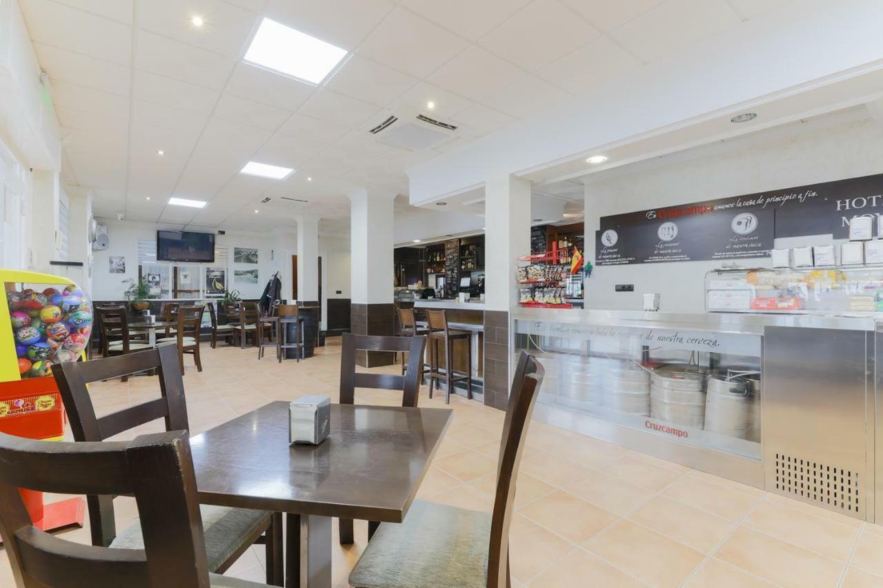 Hotel Restaurante Moya Monesterio Ngoại thất bức ảnh